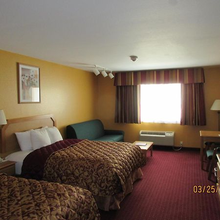Parkfield Inn - Warsaw Exterior photo